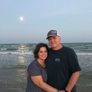 Meet your Posher, Joy